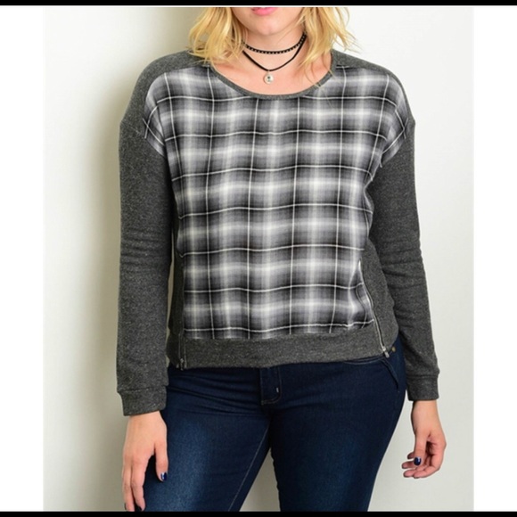 Sweaters - Tartan plaid long sleeved top with zipper details